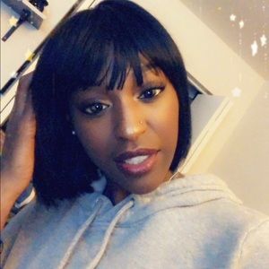 Meet your Posher, Simonique